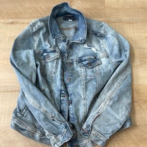 Women’s Jean Jacket!!